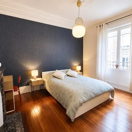 Haussmannien - Rénové, Balnéo, Proche Centre-ville Et Gare Appartement
