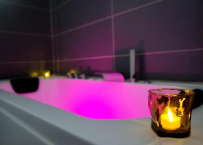 Apartamento Haussmannien - Rénové, Balnéo, Proche Centre-ville Et Gare